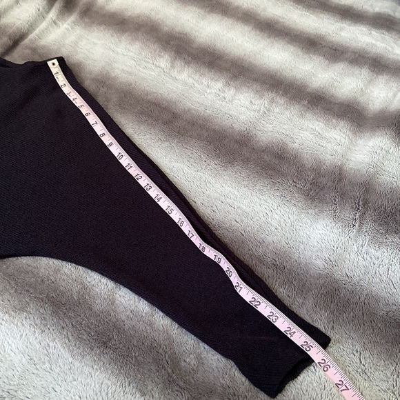 H&M knit top - Picture 6 of 8